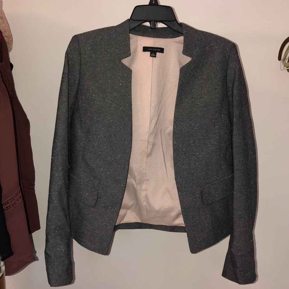 Ann Taylor black/grey speckled Fall/Winter blazer!